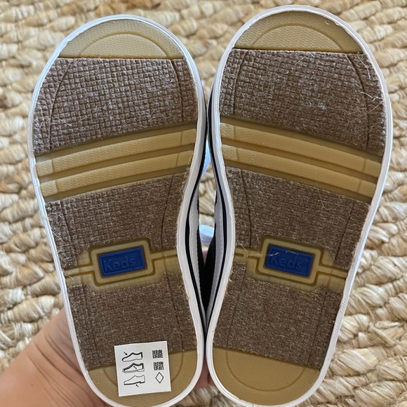 Keds - Picture 2 of 2